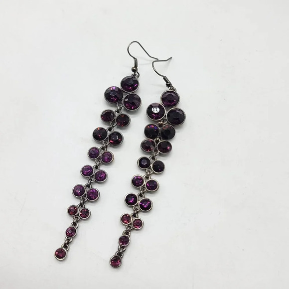 Black Tone Alloy Graduated Purple Glass Rhinestone Chandelier Earrings - Picture 4 of 4